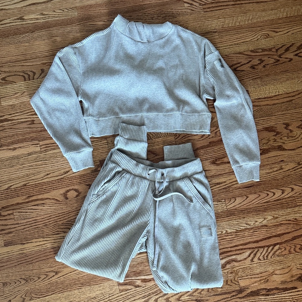 alo Muse Hoodie and Pants Set